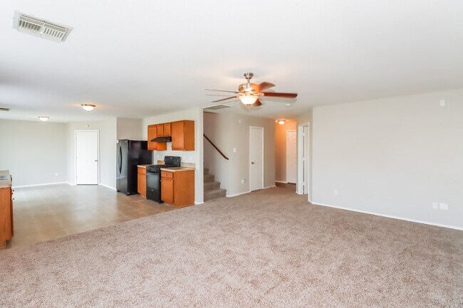 Building Photo - 5018 Cottage Creek Ln