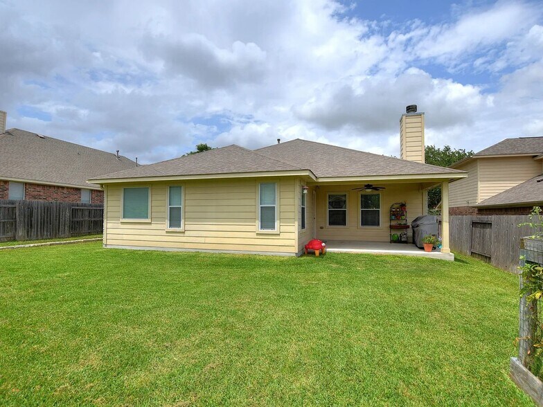 Building Photo - 4207 Windberry Ct