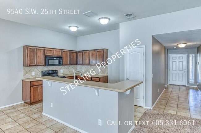 Building Photo - 9540 SW 25th St