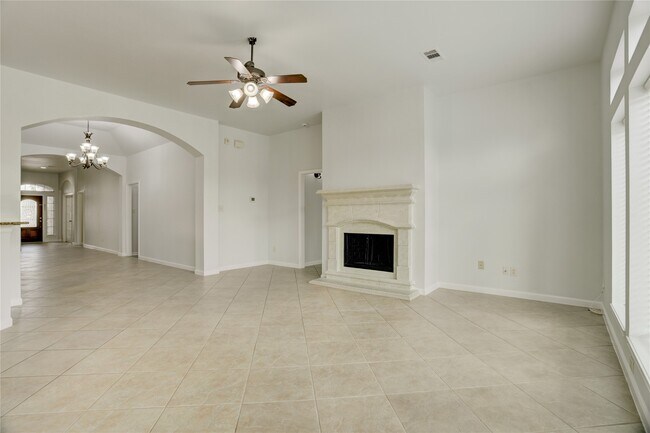 Building Photo - 13612 Summer Cloud Ln