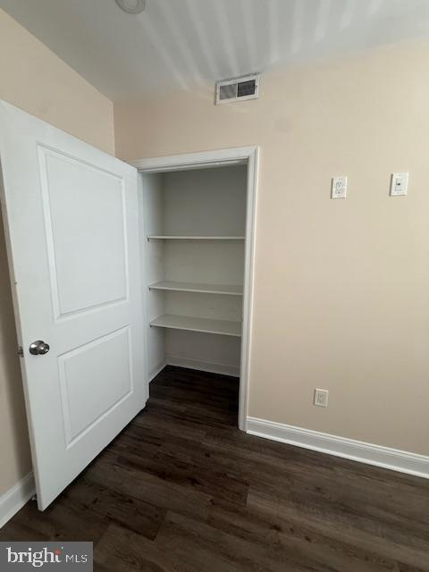 Building Photo - 3000 S 15th St