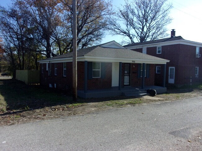 Building Photo - 966 Tennessee St