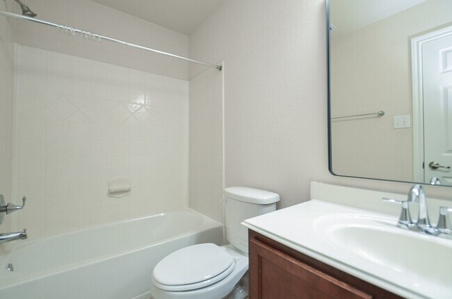 Building Photo - 24542 Folkstone Cir