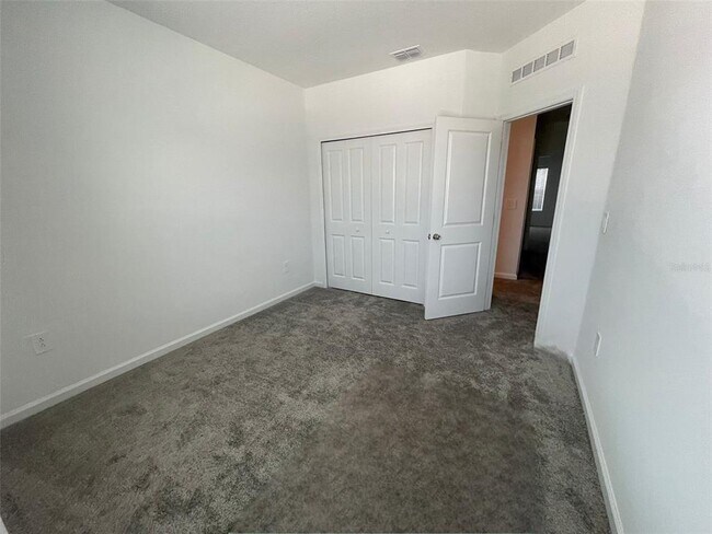 Building Photo - 3125 Laurent Lp
