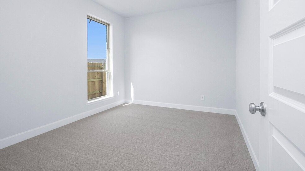 Building Photo - 42624 Mystery Ln