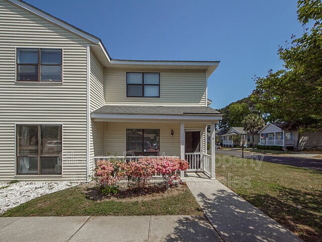 Building Photo - 1408 D Camp Rd