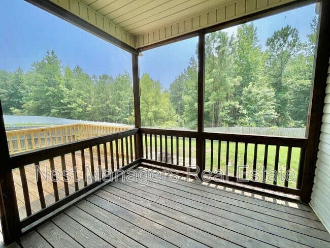 Building Photo - 4033 Hunting Path Dr