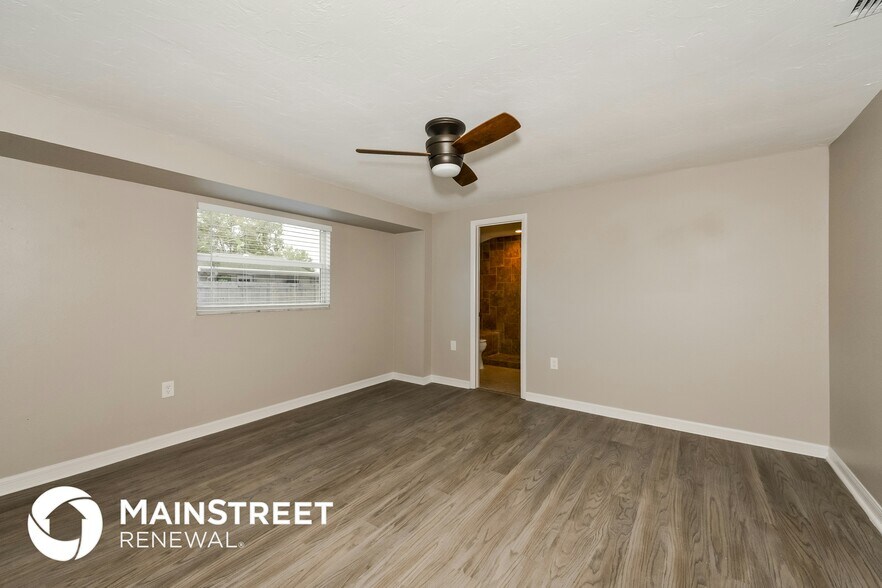 Building Photo - 5432 Kensington St