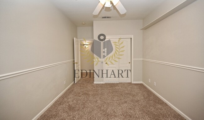 Building Photo - 774 Applegate Ave