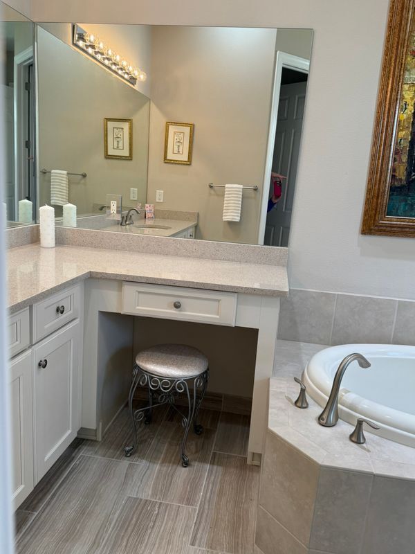Building Photo - 16015 Cape Coral Dr