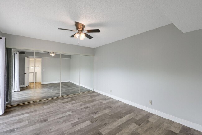 Building Photo - 3665 Silver Lace Ln