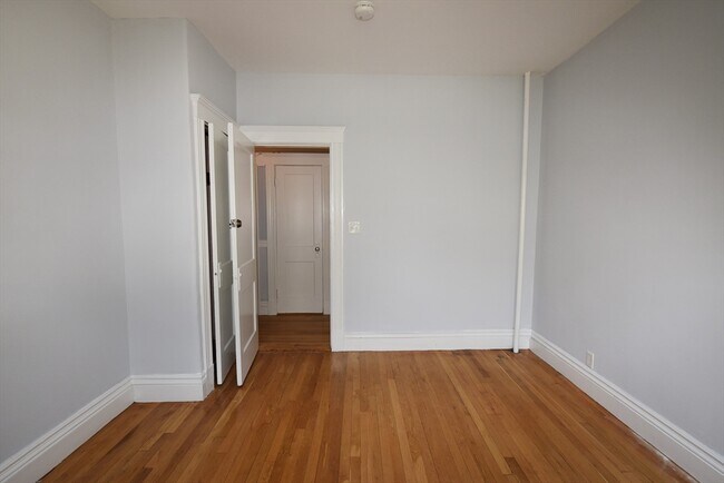 Building Photo - 218 Wachusett St
