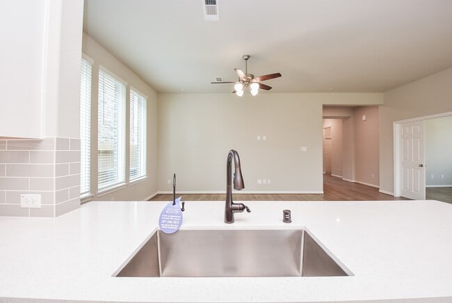 Building Photo - 2642 Settler Hl Dr
