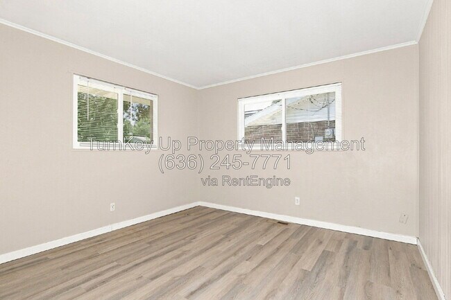 Building Photo - 840 Lebon Dr