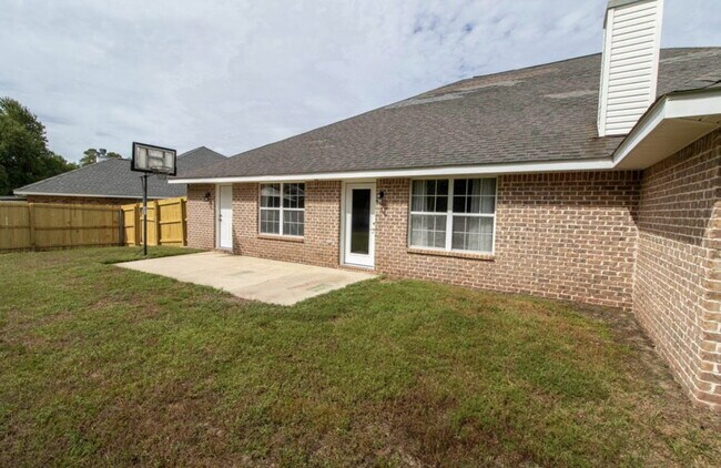 Building Photo - 3514 Farrington Ct