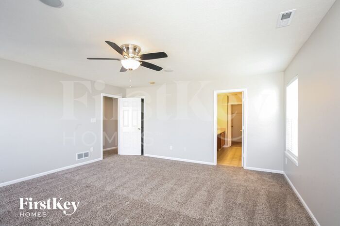 Building Photo - 3526 Firethorn Drive