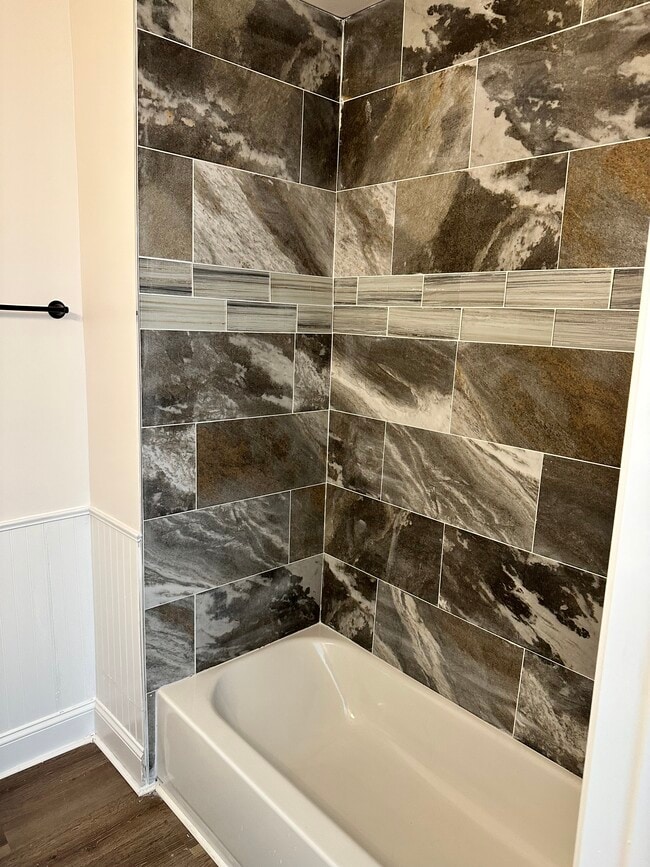 Building Photo - 1242 26th St