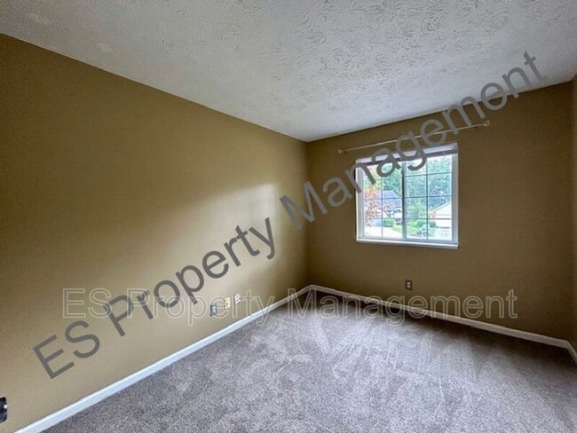 Building Photo - 7580 Sycamore Grove Ct