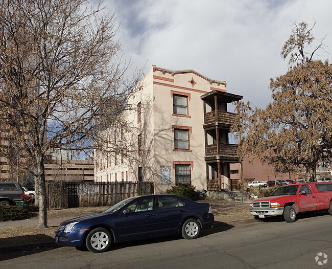 Primary Photo - The Alpine Apartments