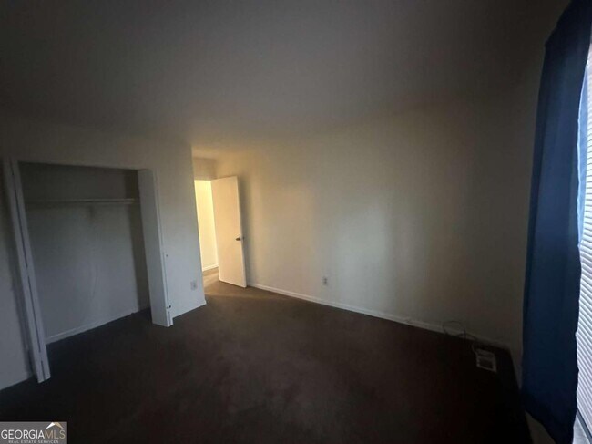 Building Photo - 313 Ridge Trail