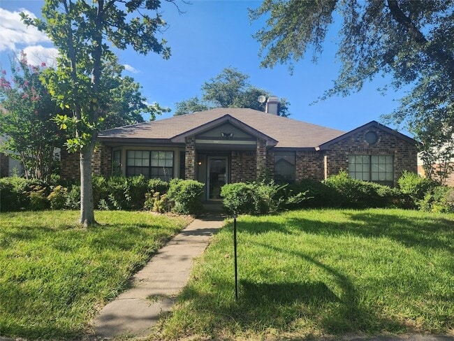 Primary Photo - 7009 Christina Ln
