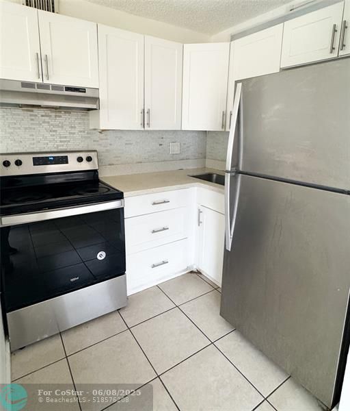 Building Photo - 95 NE 41st St