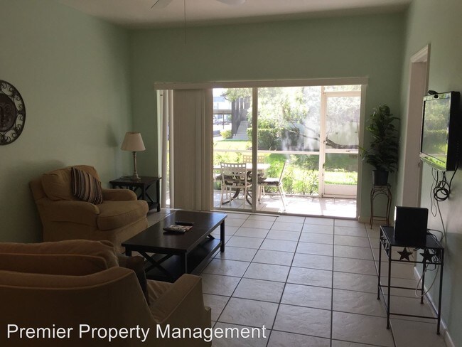 Building Photo - 179 Cypress Way E