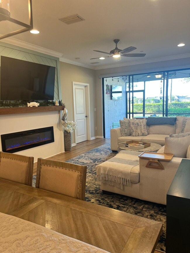 Building Photo - 13731 Messina Loop