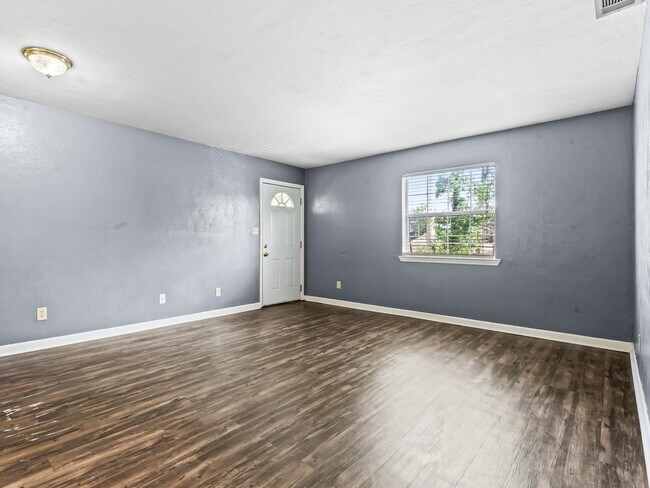 Building Photo - 502 McKeithan St