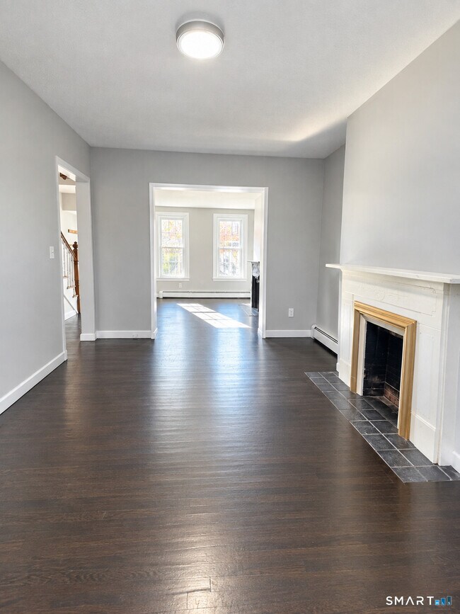 Building Photo - 277 Portsea St