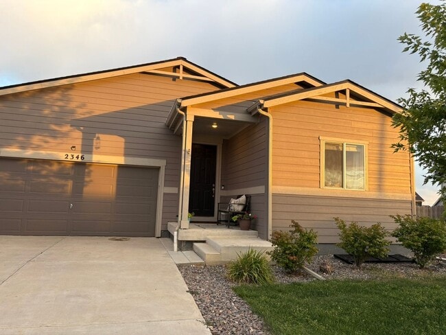 Building Photo - Spacious 4BR House in Fort Lupton