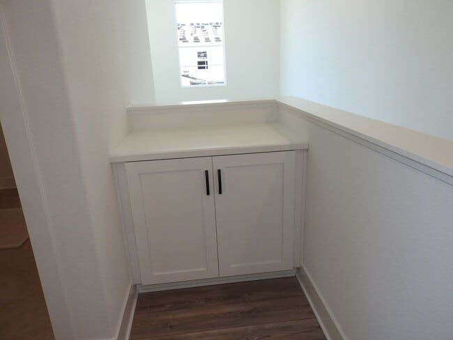 Building Photo - Brand New Smart Home in Granite Bay Beauty With Solar!!