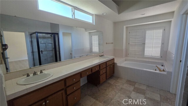 Building Photo - 20800 Regency Ct