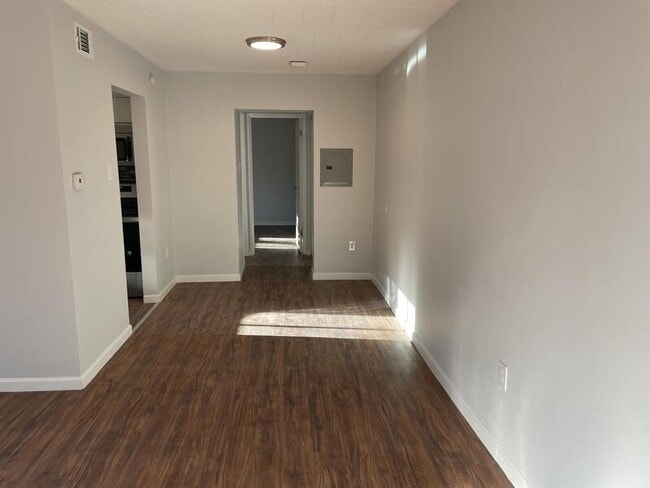 Building Photo - 3457 Evergreen Rd