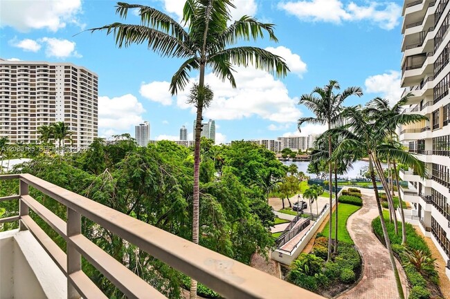 Building Photo - 500 Three Islands Boulevard