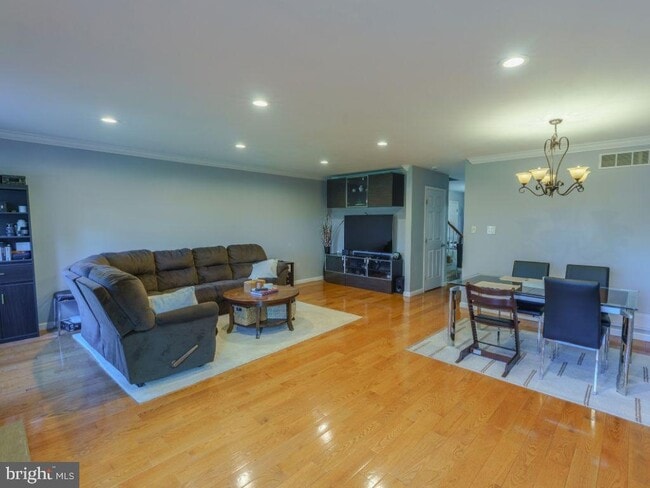 Building Photo - 2014 Ryans Run