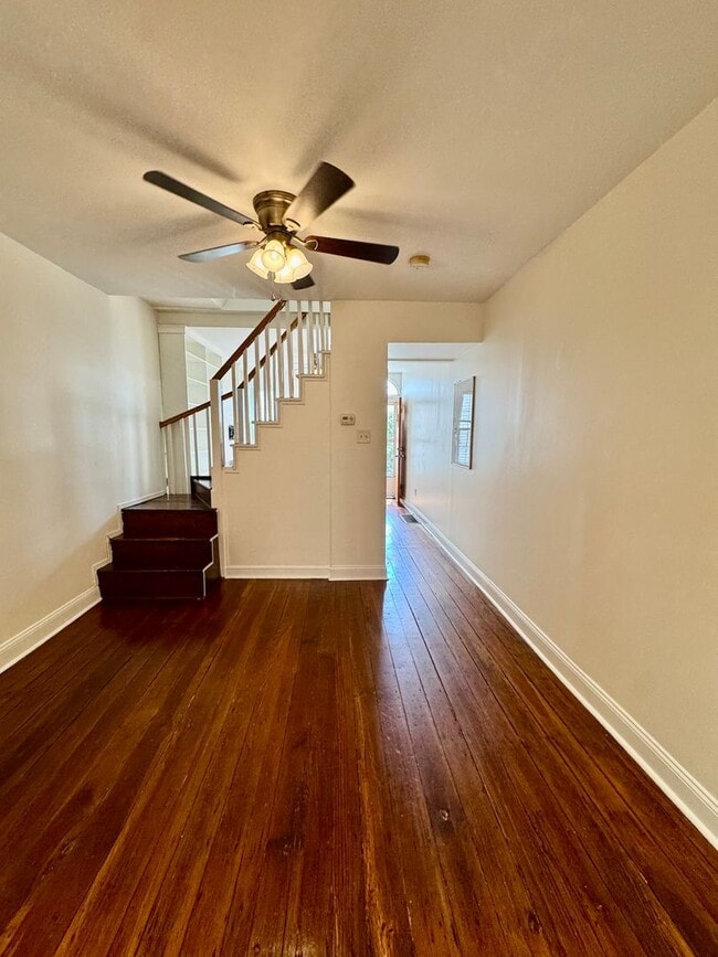 Building Photo - Charming 2-Bedroom Home in Fishtown/Olde R...