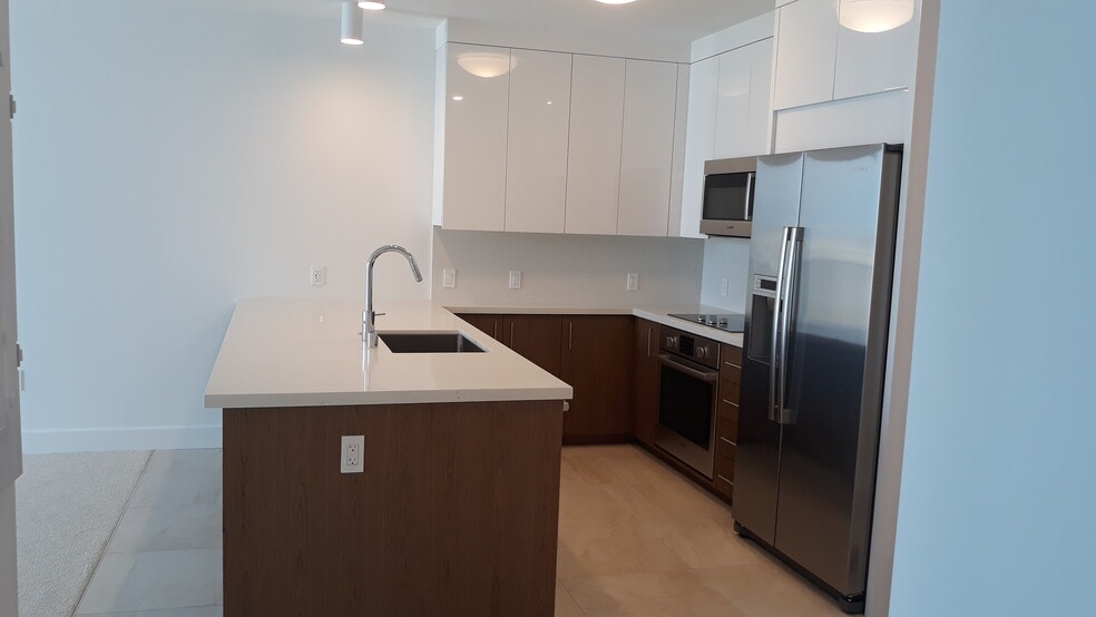 Kitchen - 629 Keeaumoku St