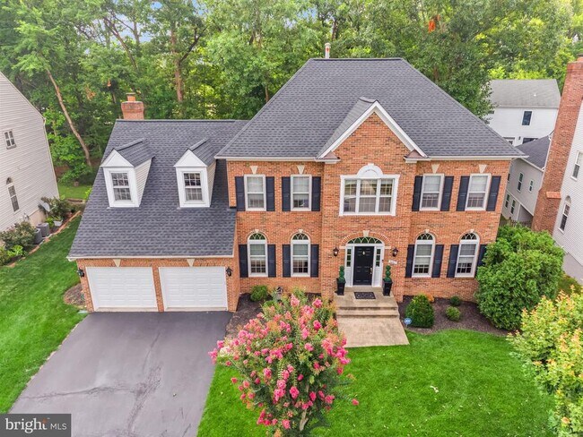 Building Photo - 5667 Lonesome Dove Ct