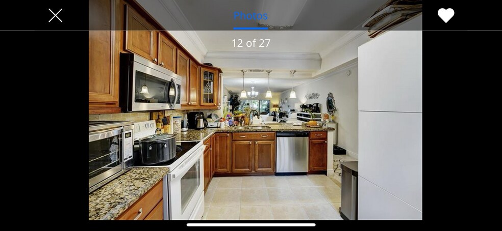 Building Photo - 4040 Crystal Lake Dr