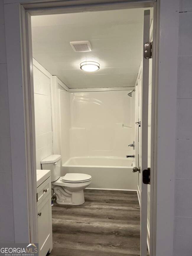 Building Photo - 267 Fred Loggins Rd