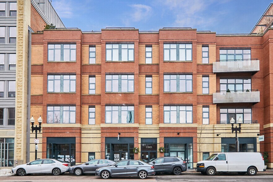 Building Photo - 1200 Washington St