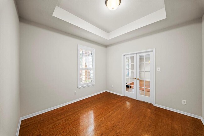 Building Photo - 5824 Taylor Draper Cove