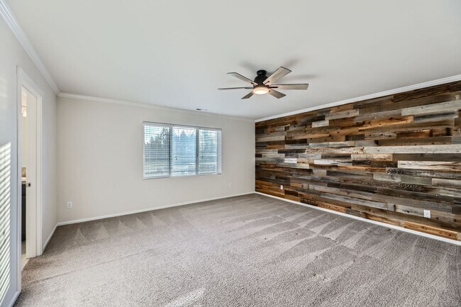 Building Photo - Amazing 3bed/2.5bath Home in Granite Falls!!