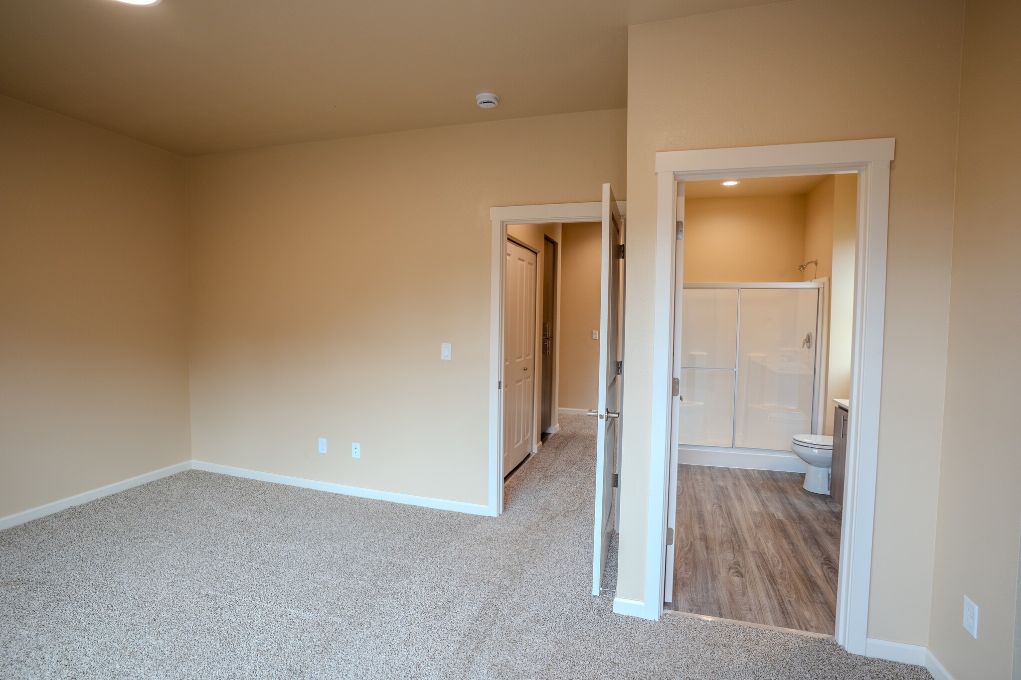 Building Photo - 5957 Joynak St S