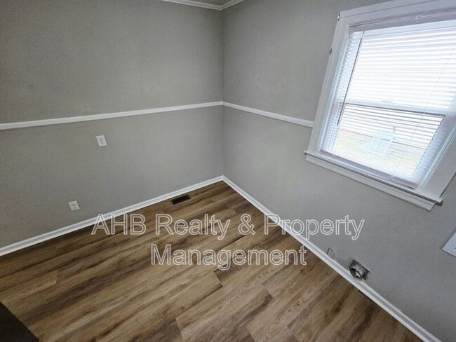 Building Photo - 1218 Franklin St