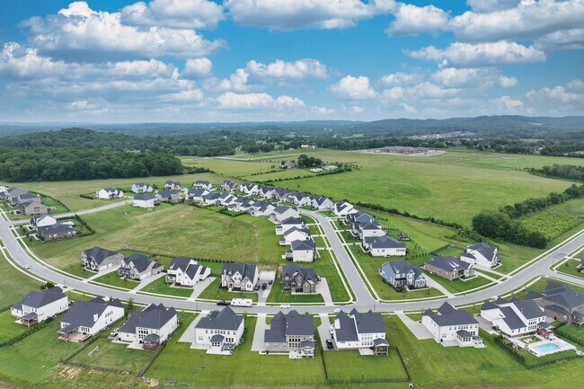 Building Photo - **EXECUTIVE 2022-BUILT HOME IN WILLIAMSON ...