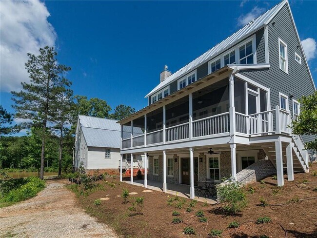 Building Photo - 1000 Loliver Ln