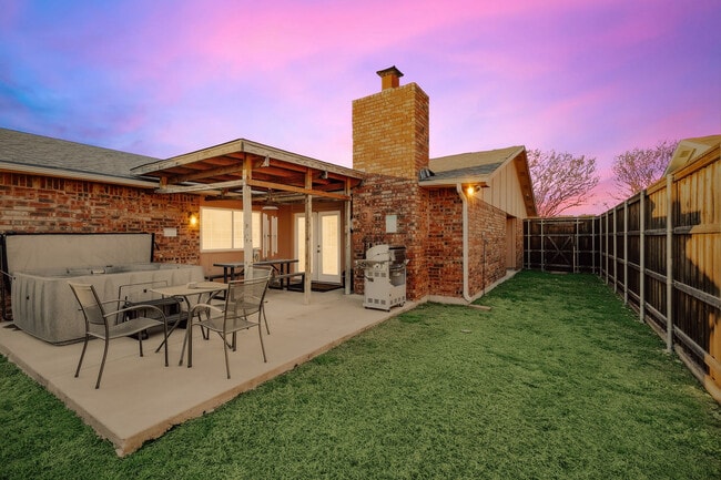 Building Photo - 2914 Flagstone Dr