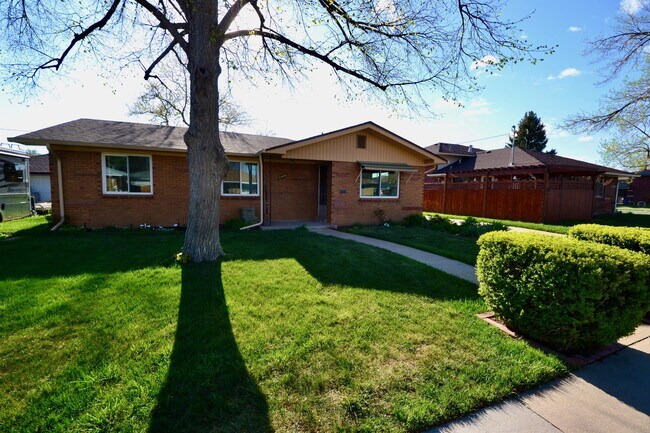 Building Photo - 5440 Nolan St